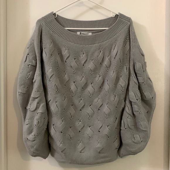 Sweater - Grey - Picture 1 of 3